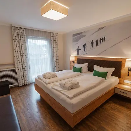 Πανσιόν Gletscherblick 3*