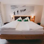 Gasthof Gletscherblick 3*