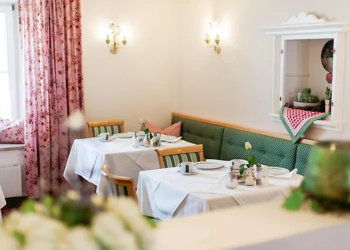 招待所 格雷兹齐尔布里克旅馆 3*